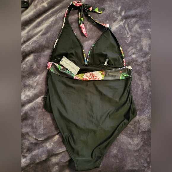 Halter Style Swimsuit NWT - Picture 2 of 2